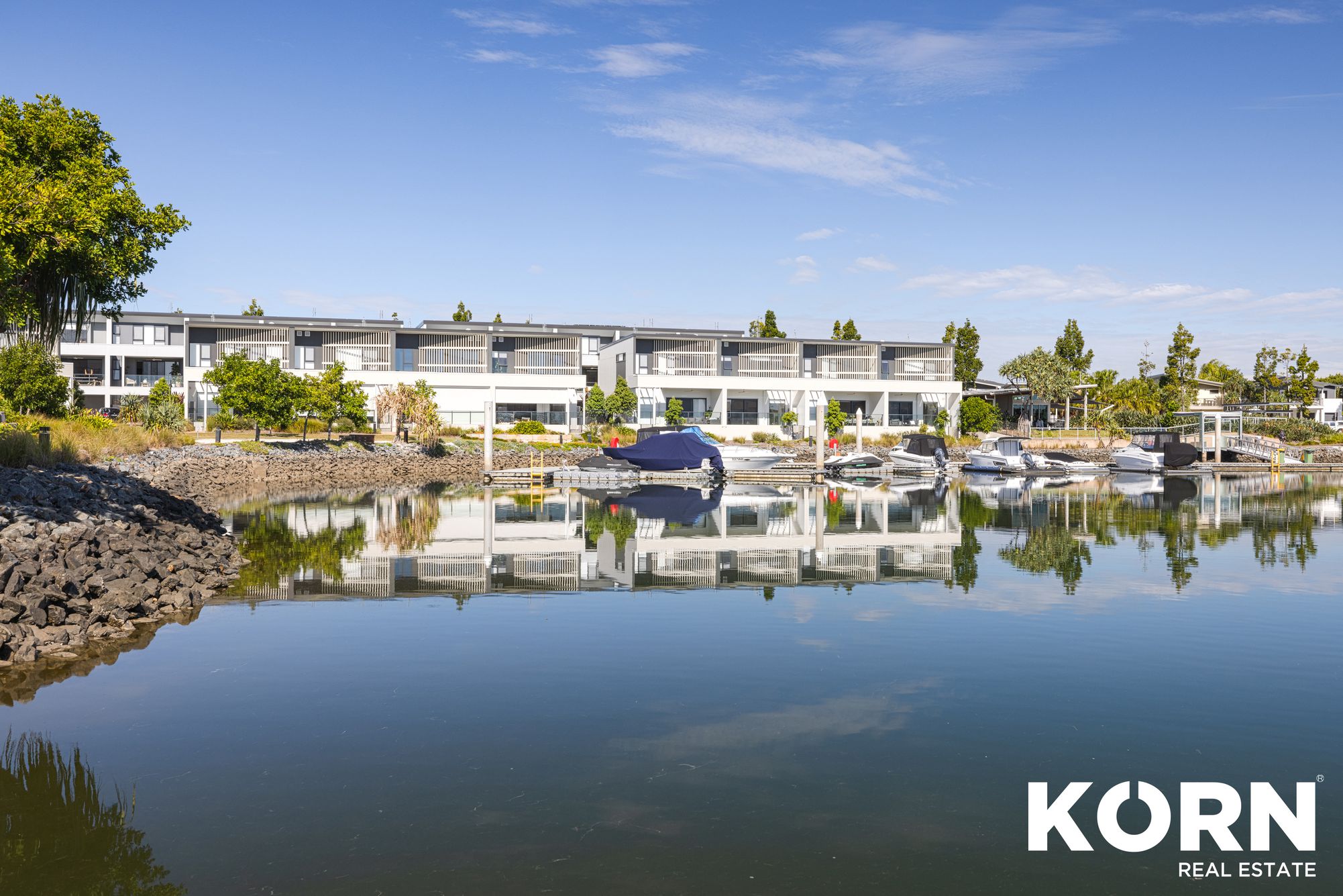 16 Outrigger Circuit, Hope Island