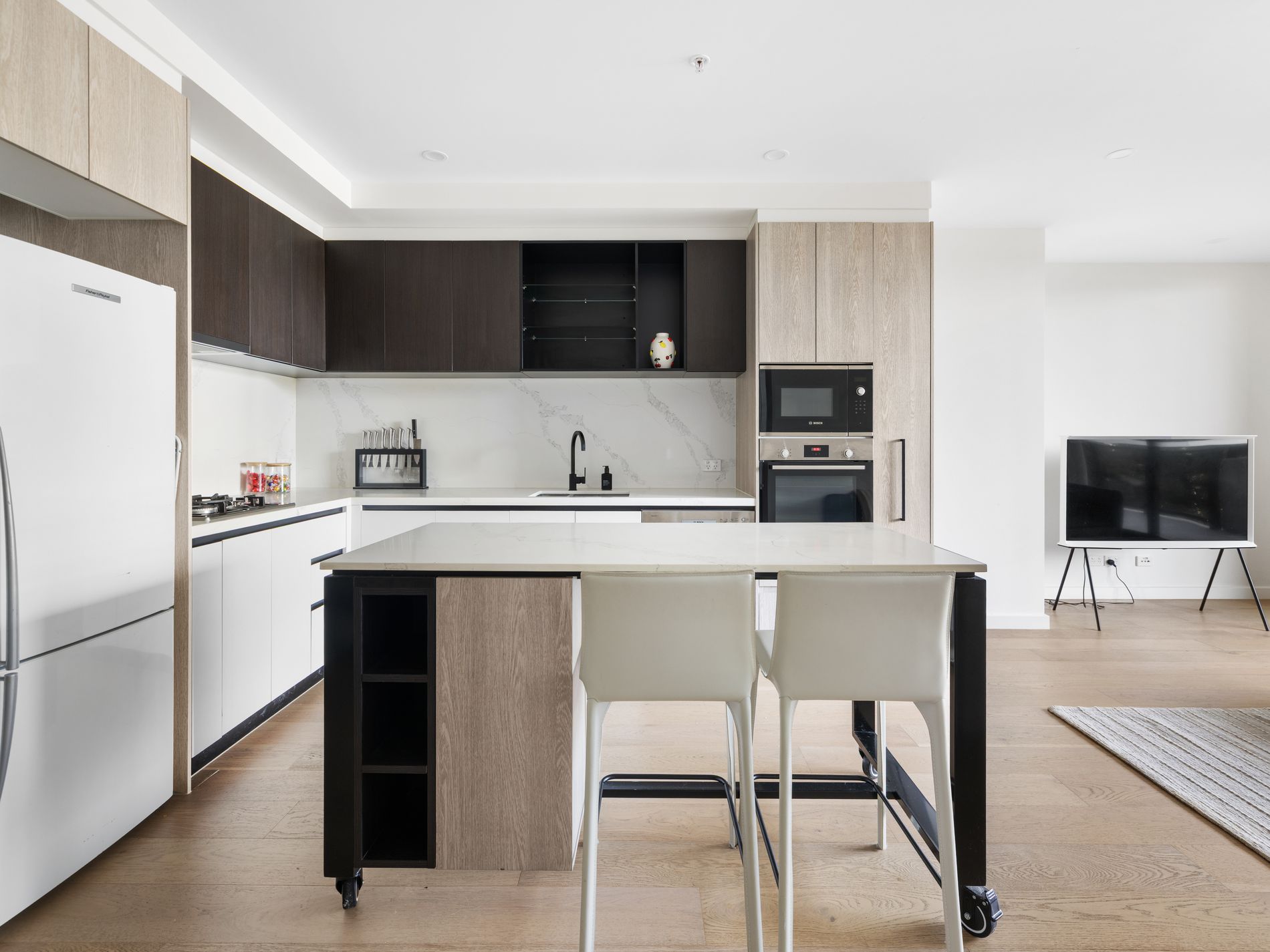 208 / 12 Napier Street, Footscray