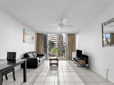 2c / 2 Riverview Parade, Surfers Paradise
