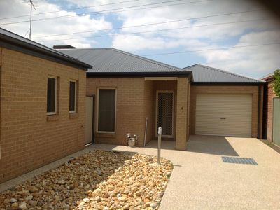 4 / 154 Mathews Road, Corio