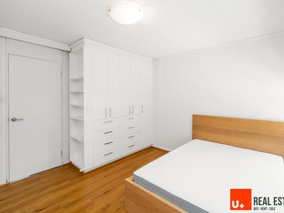 39 Blackman Crescent, Macquarie