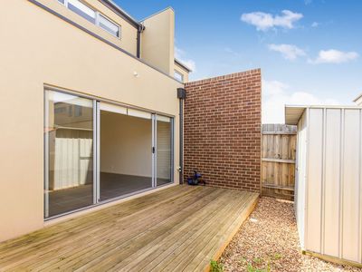 2 / 49 Hope Way, Tarneit