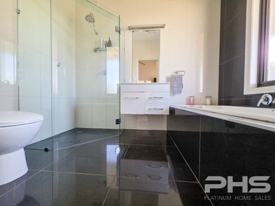 86 Bendigo Road, Kerang