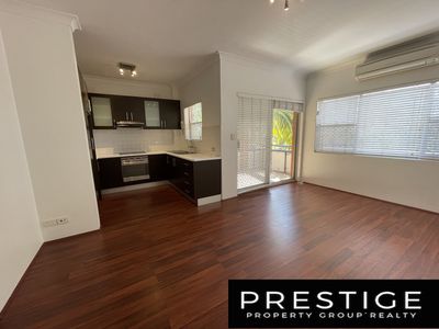 2 / 8 Queen Street, Arncliffe