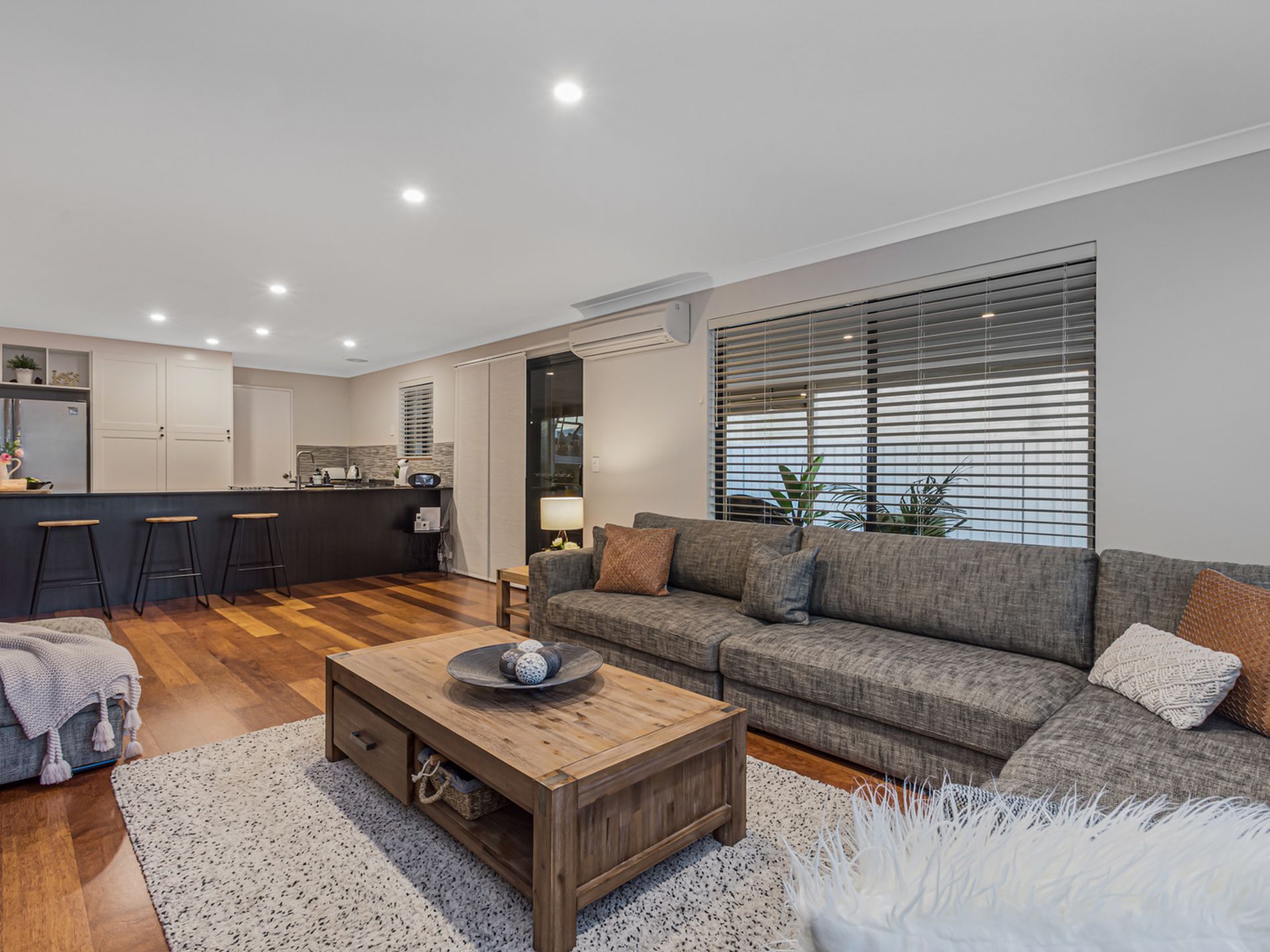 184 Lagoon Drive, Yanchep