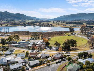 26 Lakeside Avenue, Mount Beauty