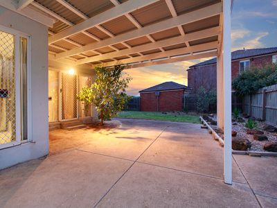 23 Lakeview Drive, Narre Warren South