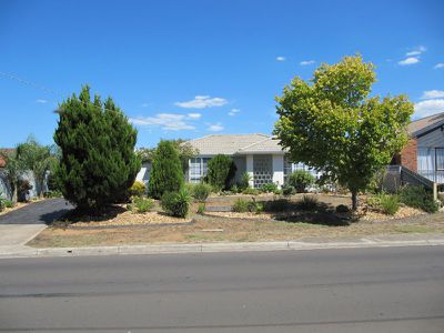 10 Golden Square Crescent, Hoppers Crossing