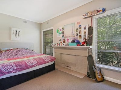 330 North St, North Albury