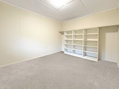 2-4 Breeza Street, Carroll