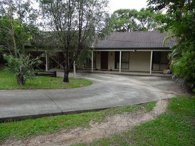 9 Chiltern Court, Rochedale South