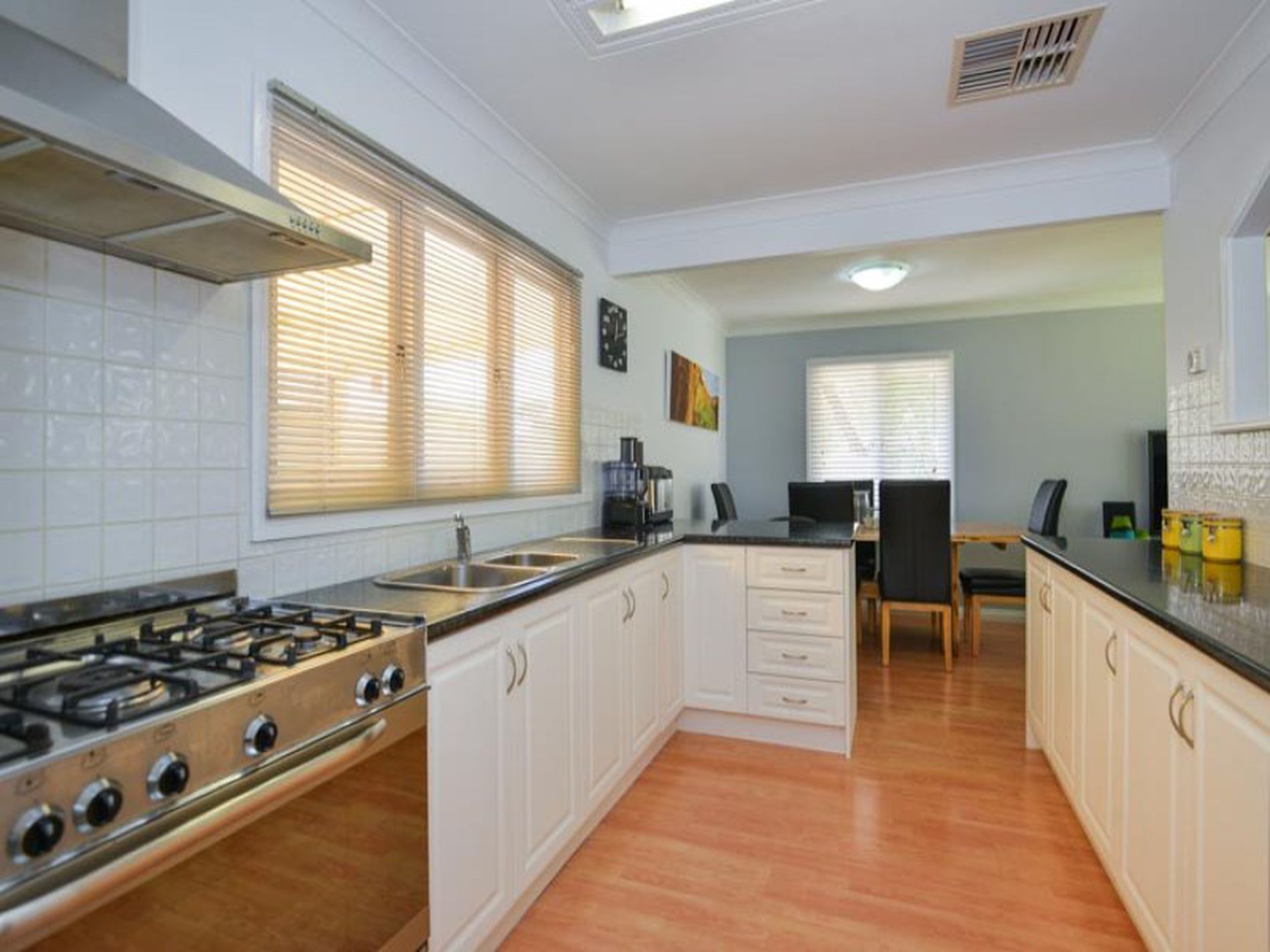 122 Lyall Street, Lamington