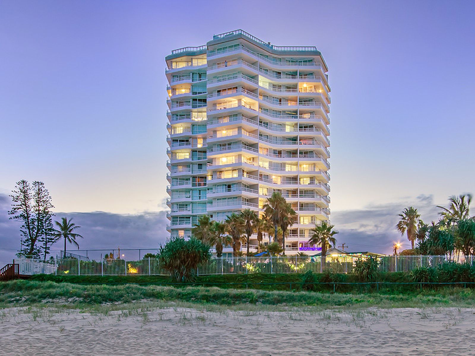 Level FL 7 / 2 "19TH  Avenue On The Beach Apartments", Palm Beach