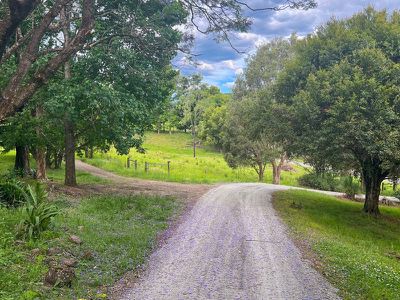 1071 Pinchin Road, The Channon