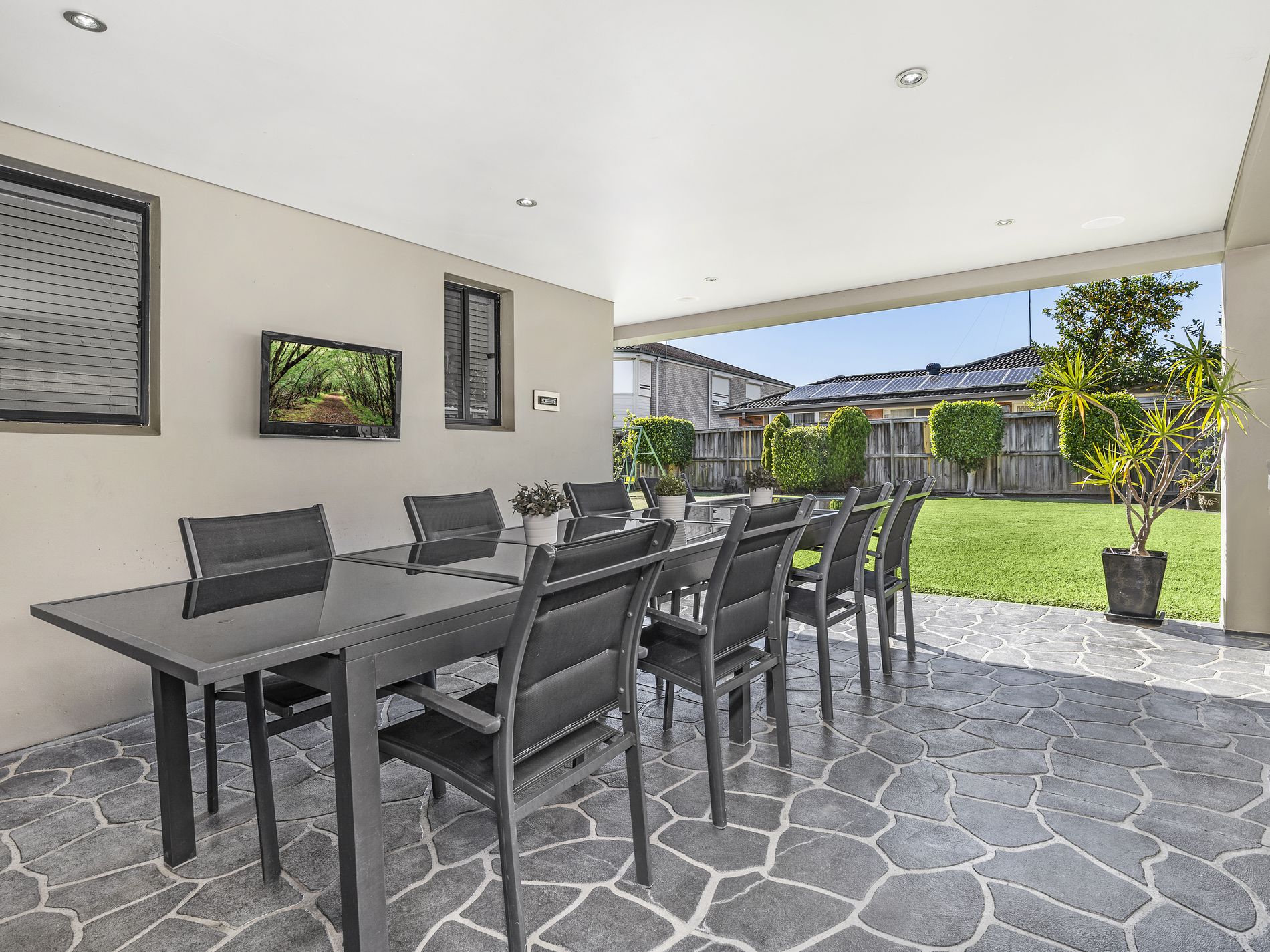 13 Talbingo Place, Woodcroft