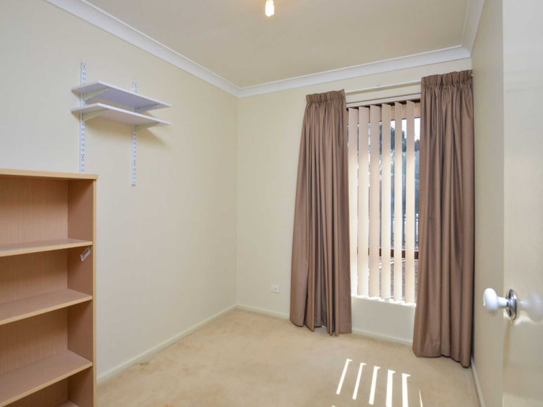 27 Shaw Street, West Lamington