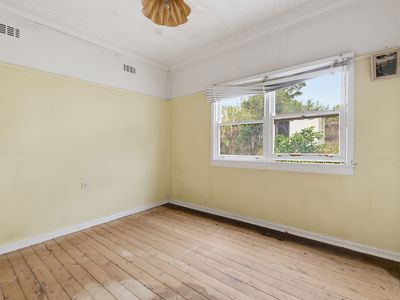 22 Tamplin Road, Guildford