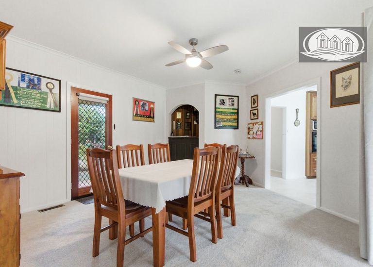 484 Bridgewater Road, Portland