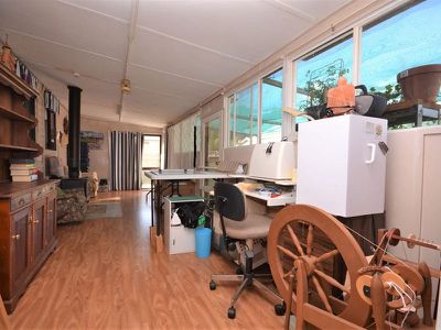 48 Valley Avenue, Mount Beauty