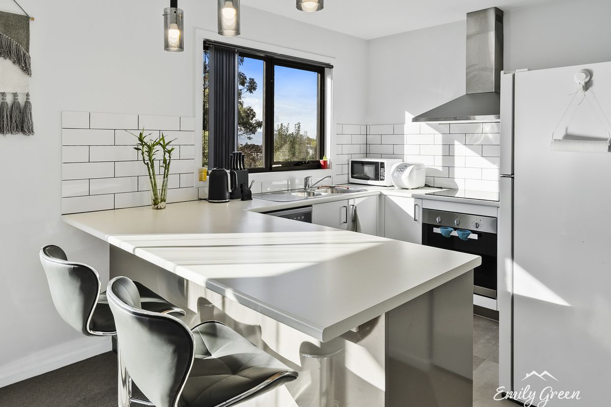 2 / 3 Mongana Street, Claremont