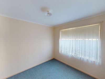 9 Sallys Lane, Kennington