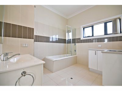 43 Sterling Street, Dubbo
