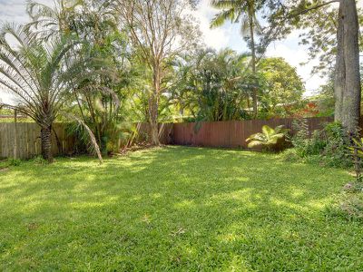 22 Warung Avenue, Maroochydore