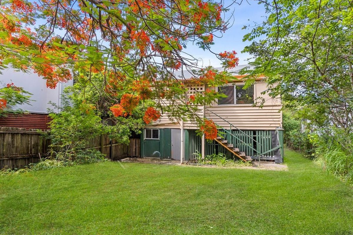 12 Dulwich Road, Yeronga