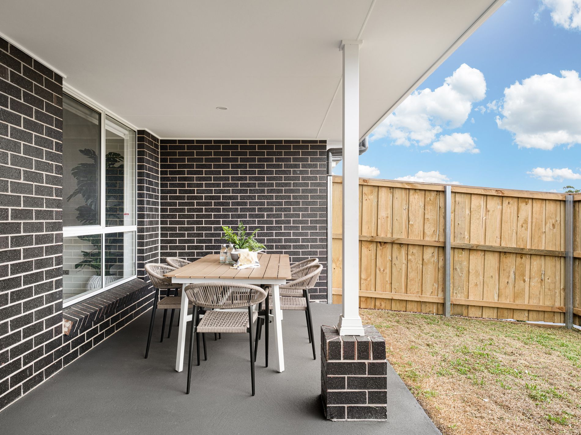 2 / 259 Settlers Boulevard, Chisholm