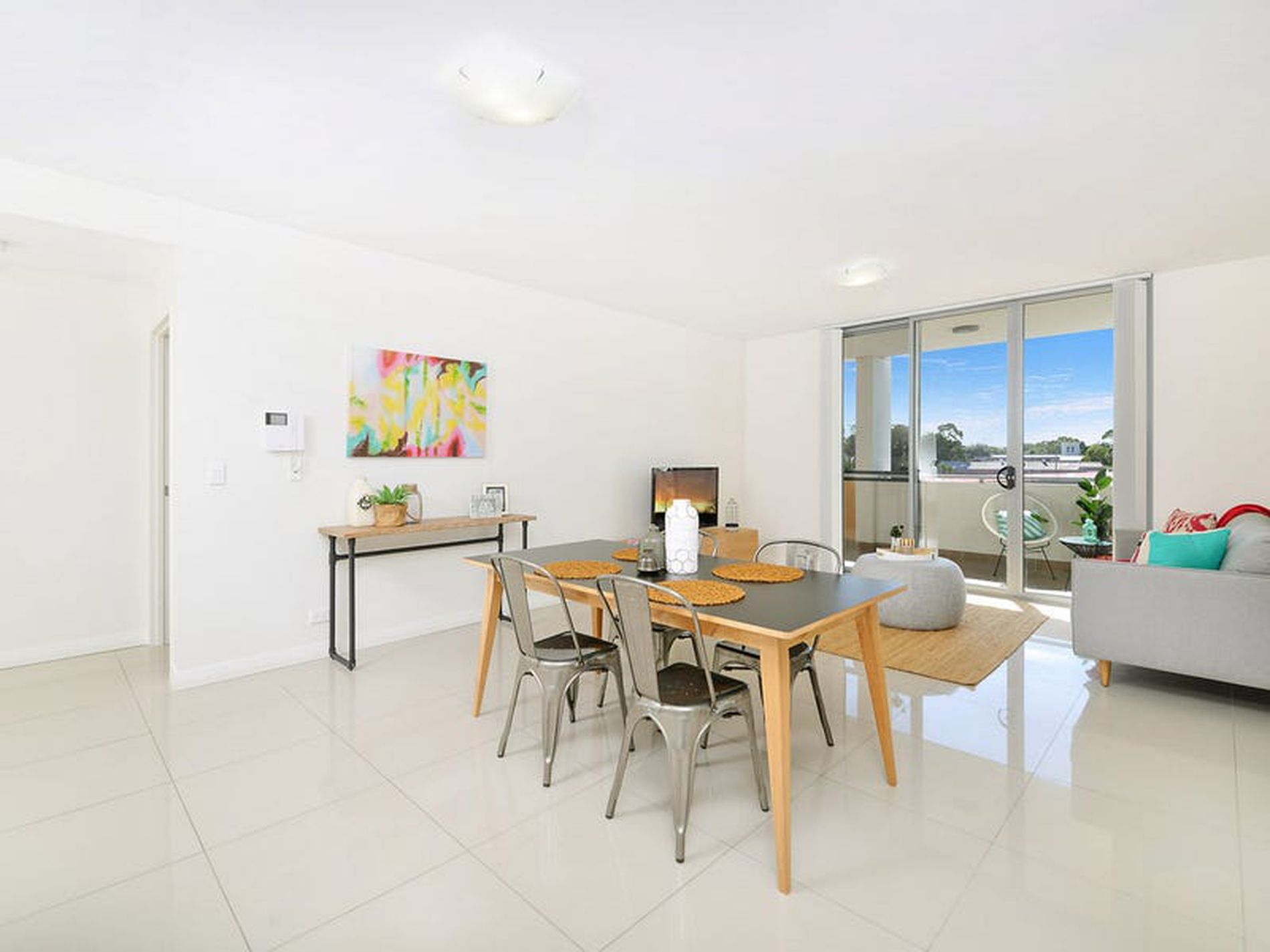 4311 / 42 Pemberton Street, Botany