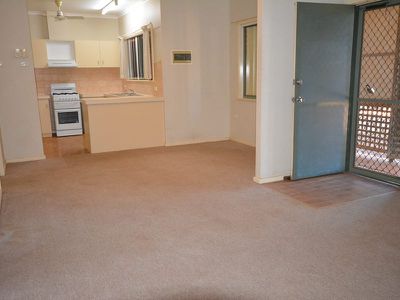 18 Yanderra Crescent, South Hedland