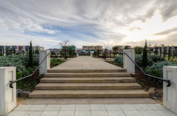 6 Naxos Road, Greenvale