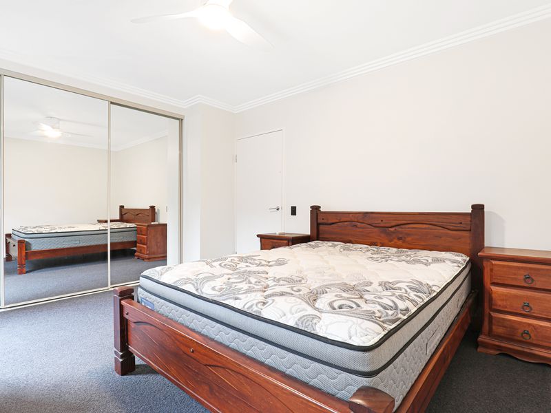 33 / 4 Bank Street, Wollongong