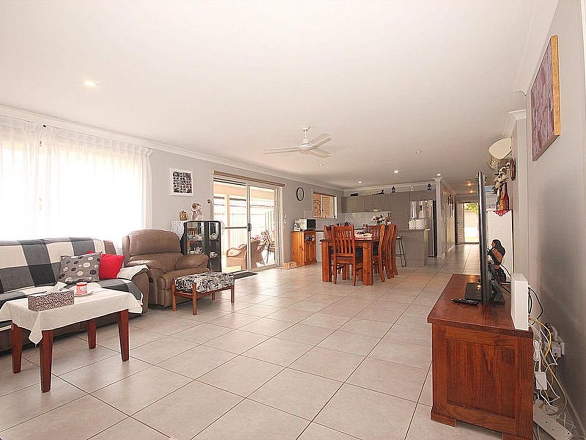 8 Reliance Boulevarde, Tanilba Bay, Tanilba Bay - Thumbnail 4