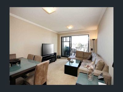 33 / 141 Bowden Street, Meadowbank