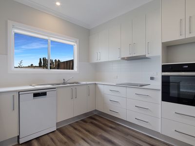 38 / 70 Little River Road, Braidwood