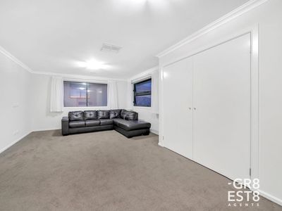 16 Atlas Drive, Cranbourne West