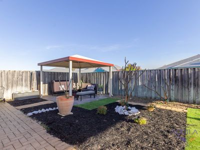 10 Glenallen Way, Ellenbrook