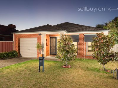 33 CUMMINGS STREET, Wodonga