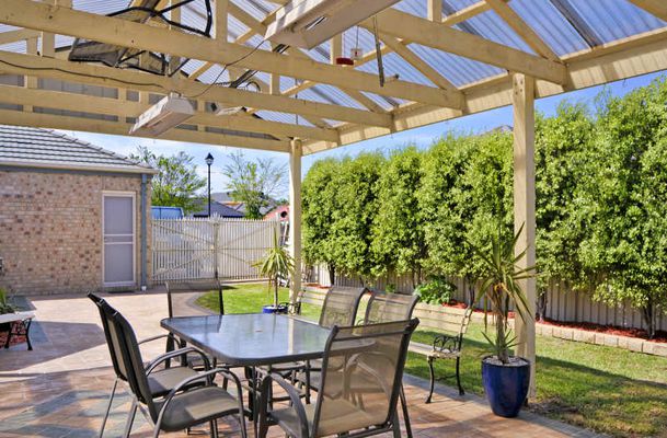 18 Waterbury Turn, Craigieburn