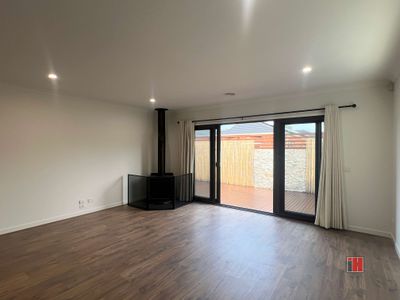 6 Whitebark Street, Wollert