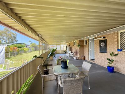 2 Merrilyn Court, Urangan