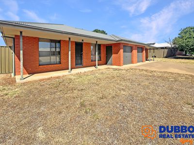 2A Thornett Place, Dubbo