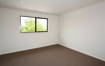 2-4 Edinburgh Drive, Beaconsfield