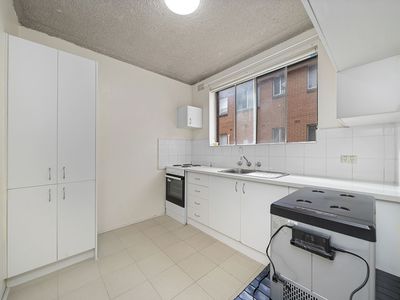 2 / 10 Melrose Avenue, Wiley Park