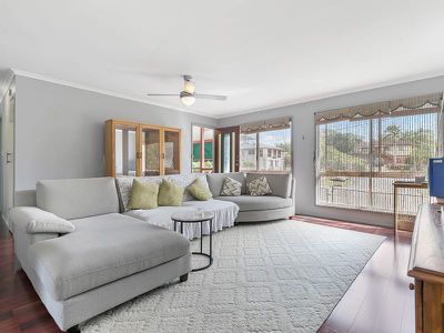 23 Minoa Street, Woodridge