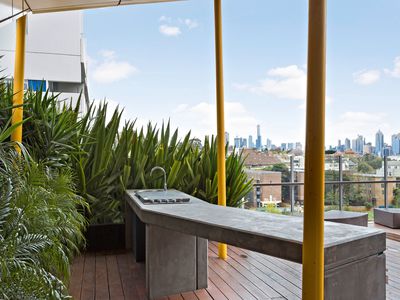 701 / 33 Claremont Street, South Yarra