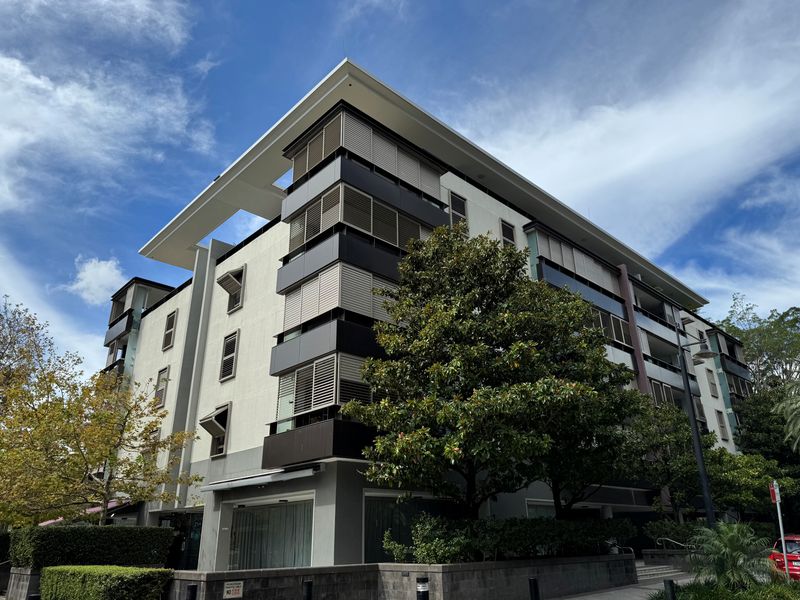 1306 / 2 Sterling Circuit, Camperdown