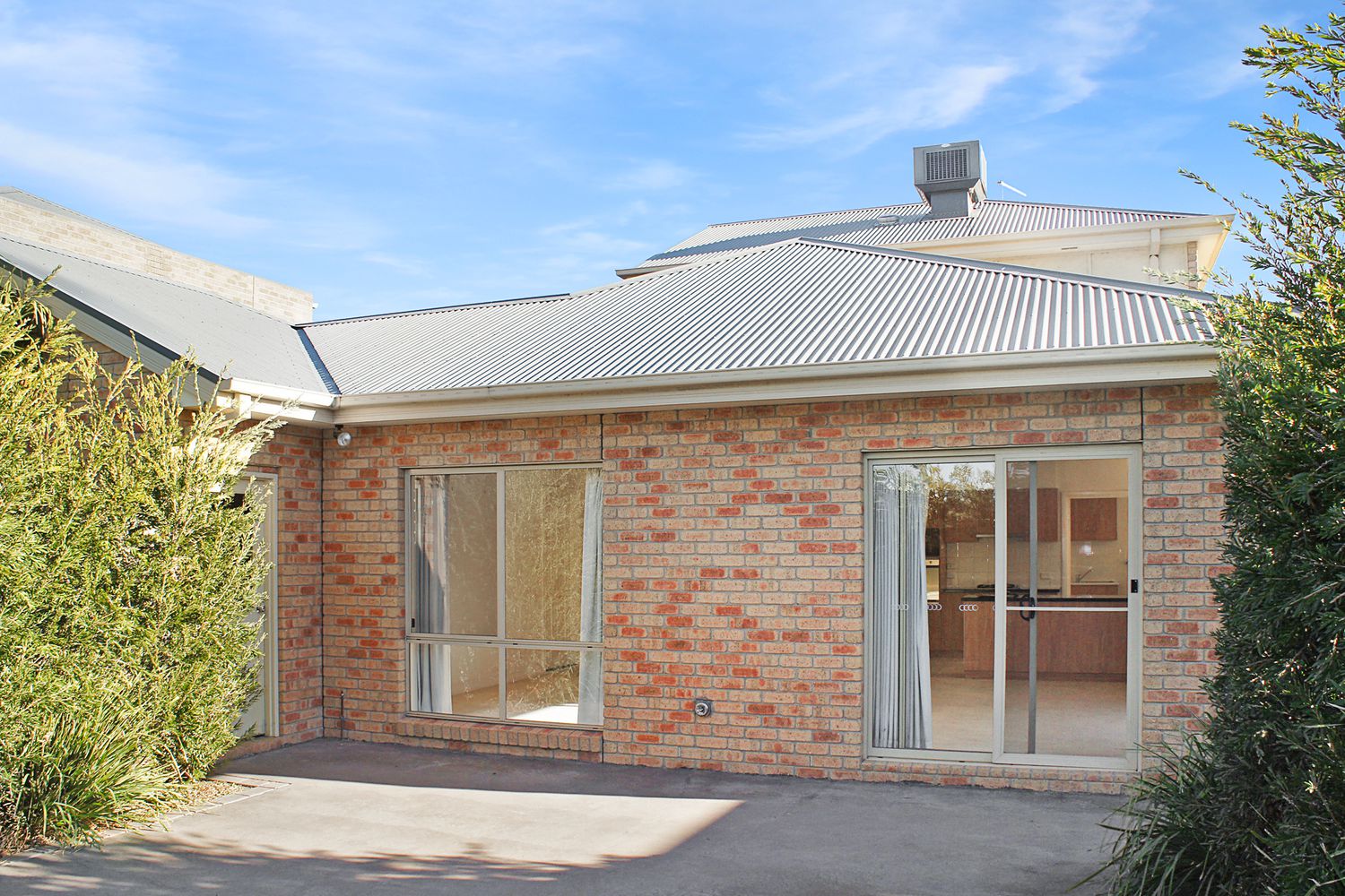 4 / 16 McTavish Boulevard, Horsham