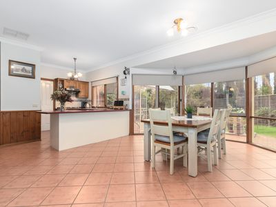 12 Woodlands Drive, Somerville